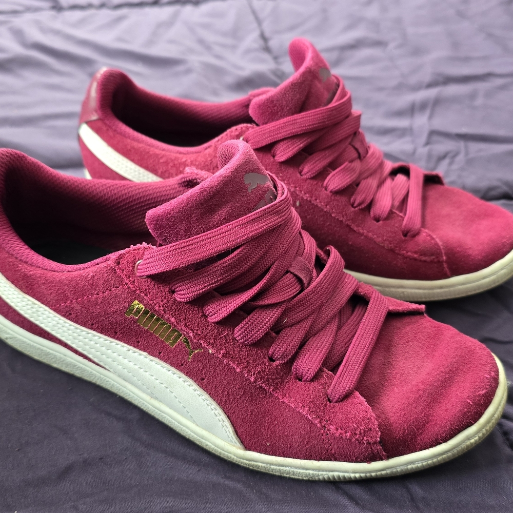 Puma Women's Fuchsia Suede Sneakers